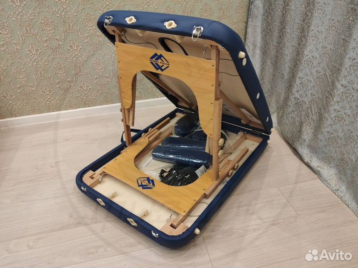 Массажный стол