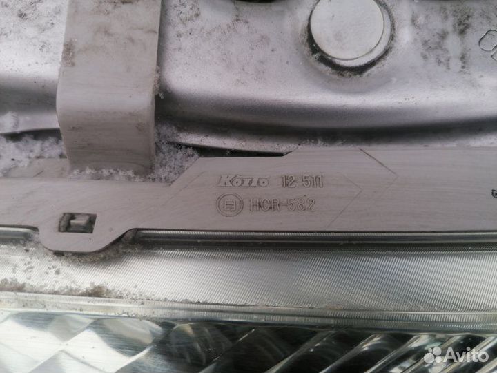 Фара передняя левая Toyota Corolla Axio NZE144