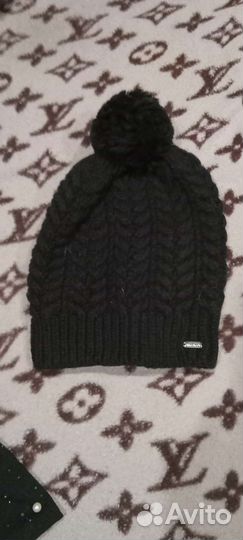 Женские шапки