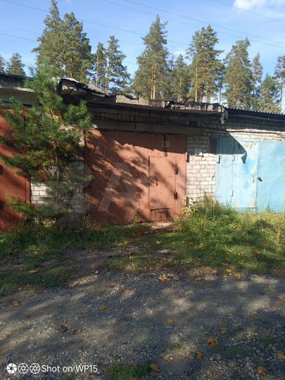 Гараж, > 30 м²