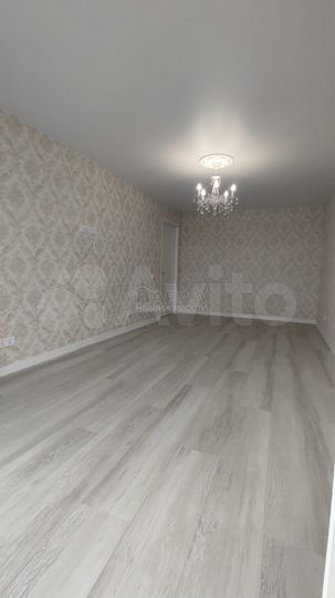 2-к. квартира, 42 м², 5/5 эт.