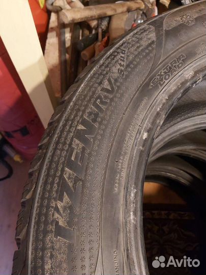 Kumho I'Zen RV Stud KC16 225/60 R18