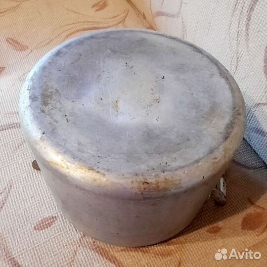 Кастрюли: алюминий 3л и эмаль 5л. СССР