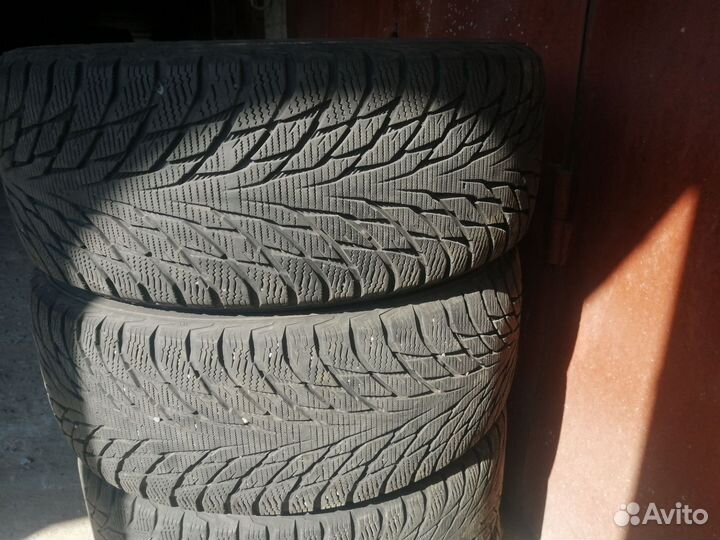 Nokian Tyres Hakkapeliitta R2 225/55 R16 99R