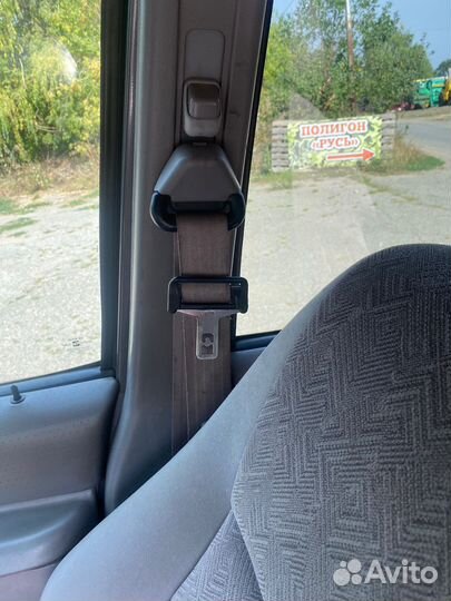 Ремни безопасности Ford Explorer 2