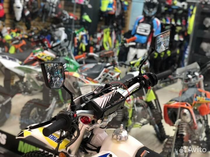 Мотоцикл Avantis FX 250 Lux (172FMM, возд.охл.)птс