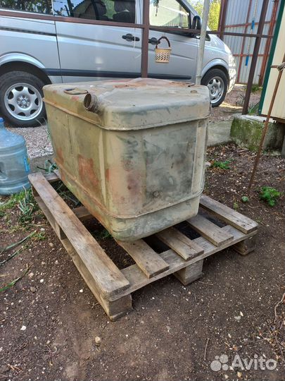 Бак металлический