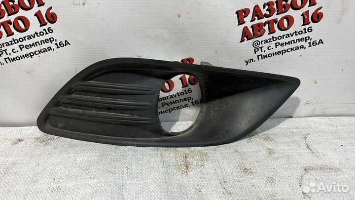 Накладка, заглушка, облицовка птф правая Focus 2