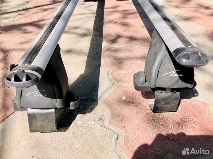 Багажник рейлинги на крышу Renault megan 2