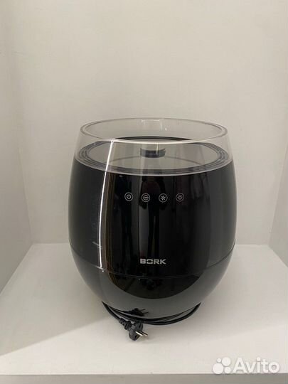 Увлажнитель воздуха Bork A801 черный