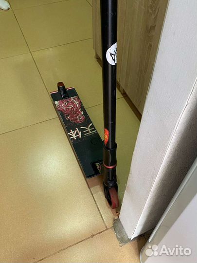 Трюковой самокат street mama