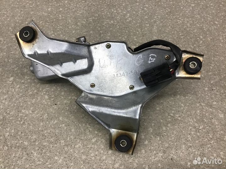 Моторчик стеклоочистителя задний Mitsubishi Mirage