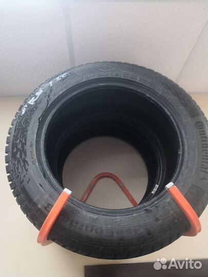 Continental IceContact 3 235/55 R17