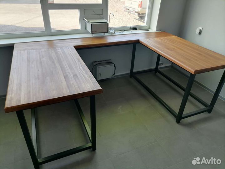 Стол офисный компьютерный