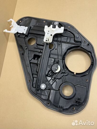 Карта стеклоподъемник задняя правая Хендай i30 2