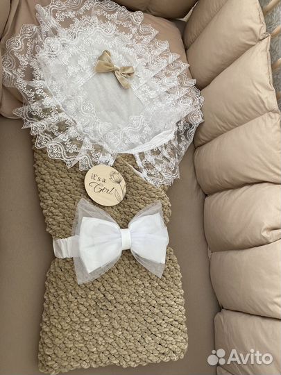 Уголок и бант на выписку