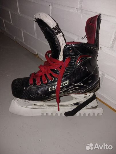 Хоккейные коньки bauer vapor x900