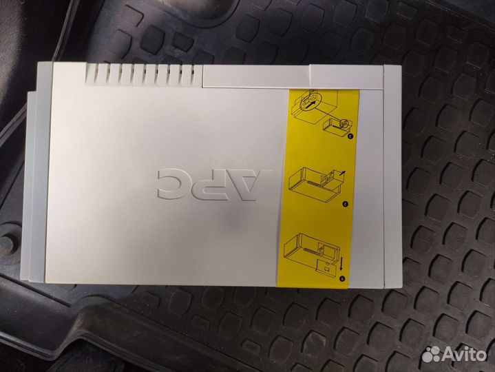 Источник бесперебойного питания apc