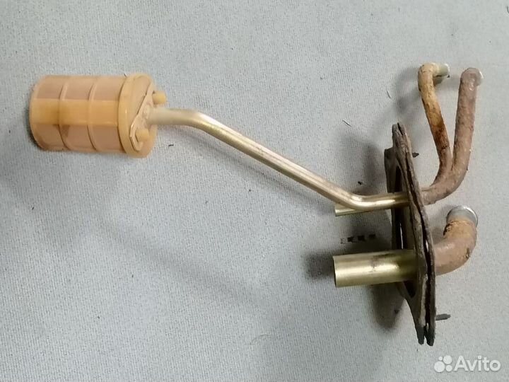 Датчик уровня топлива Mitsubishi Mirage 1991