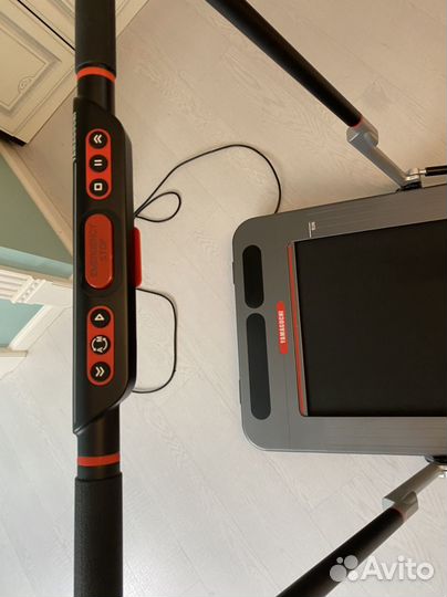 Беговая дорожка yamaguchi runway pro x