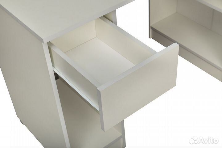 Стол универсальный со стеллажом. В наличии