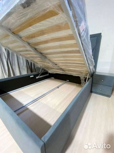 Двуспальная кровать дизайнерская под заказ