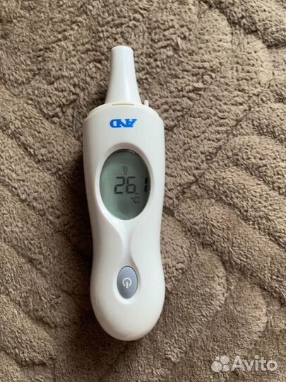 Термометр электронный