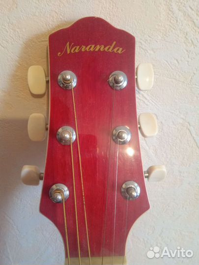 Акустическая гитара