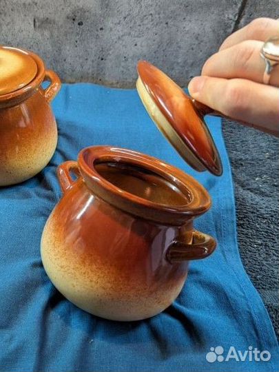 Горшки новые для запекания 2шт. огнепрочные