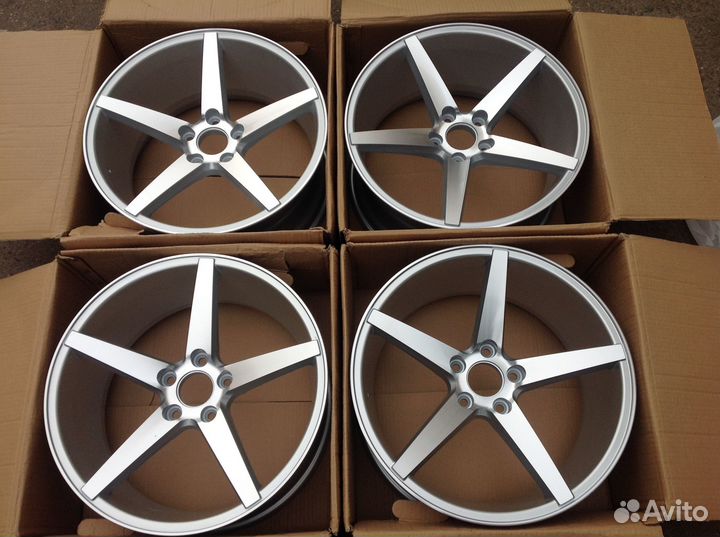 Диски R17 Vossen Vps303 серебро 5-108