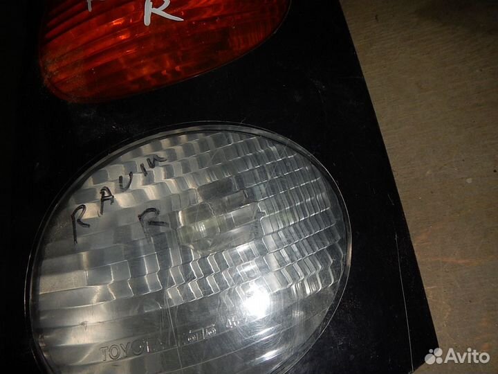 Фонарь задний правый, Toyota (Тойота) -raum (97-03