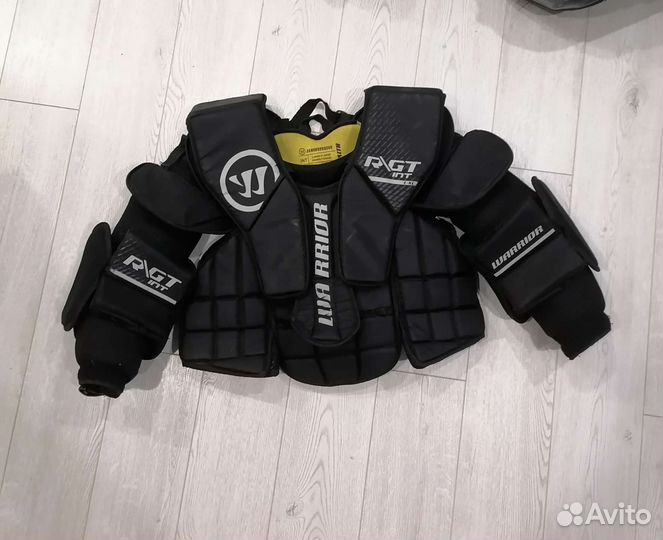 Вратарский нагрудник warrior