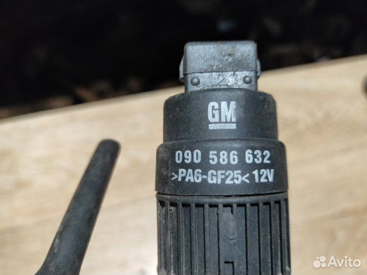 Насос омывателя Opel Corsa C 1.4 Z14XE 2004