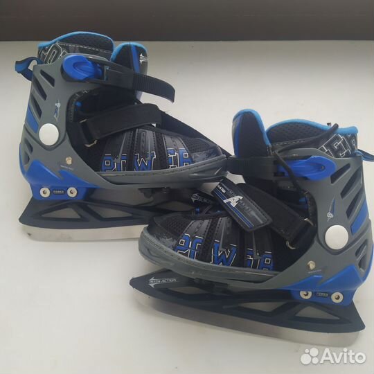 Коньки хоккейные детские