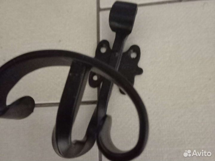 Крючки вешалки