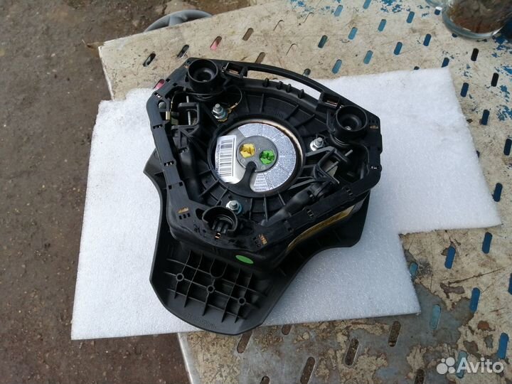 Подушка безопасности в руль Opel Corsa D