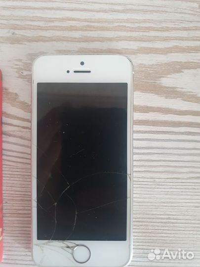 iPhone 5C, 16 ГБ