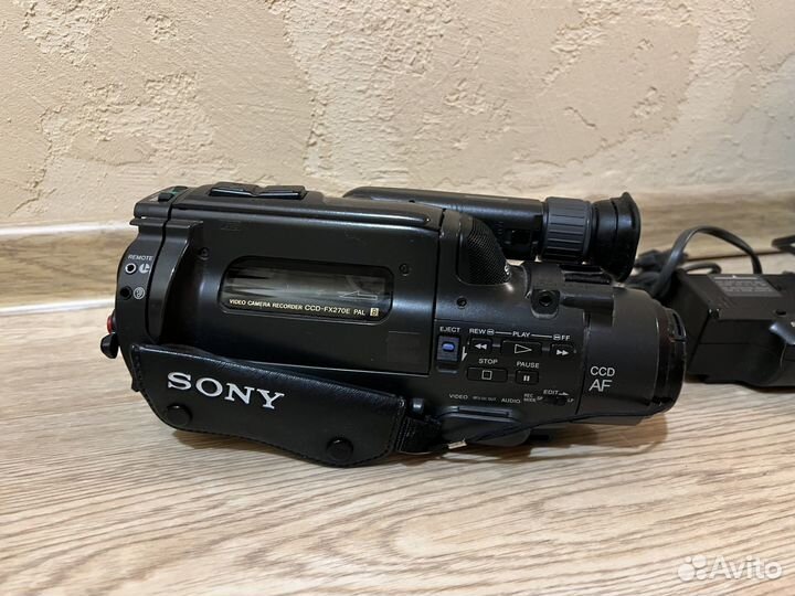 Видео камера Sony Handycam Video 8