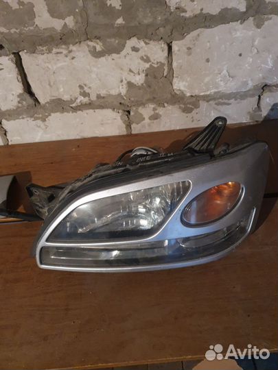 Фара Subaru Legacy 2001 год