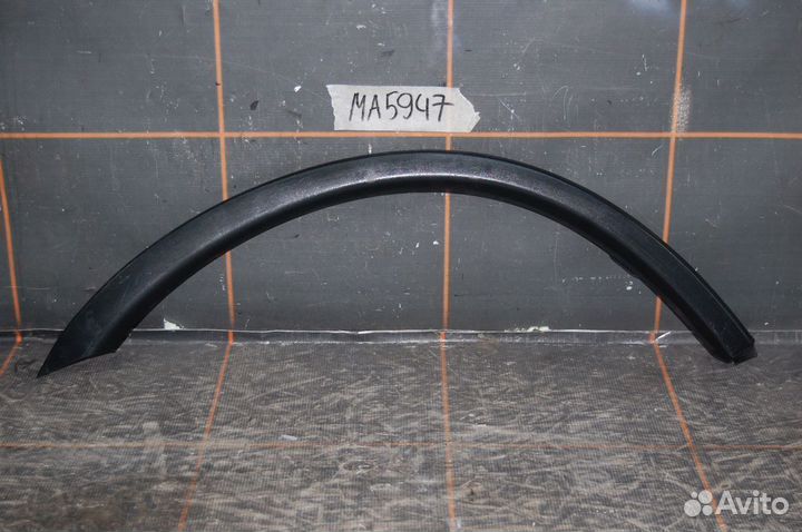 Накладка крыла задн прав - Mitsubishi Outlander 3