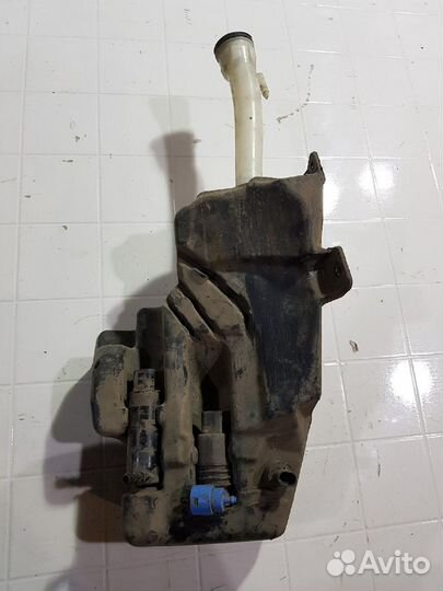 Бачок стеклоомывателя Opel Astra J 2012 1.4 АКПП