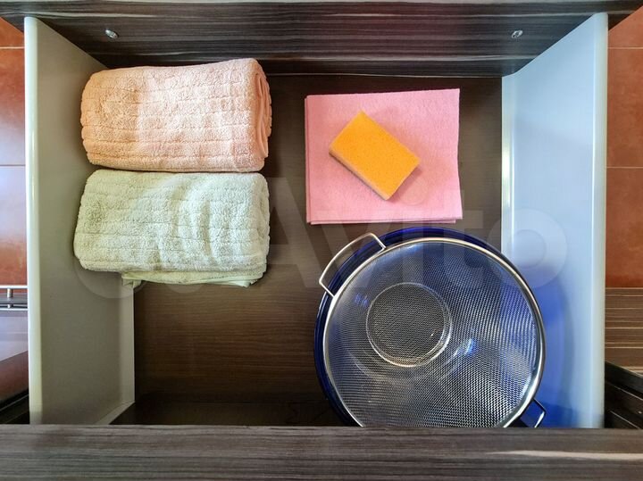 3-к. квартира, 76 м², 1/3 эт.