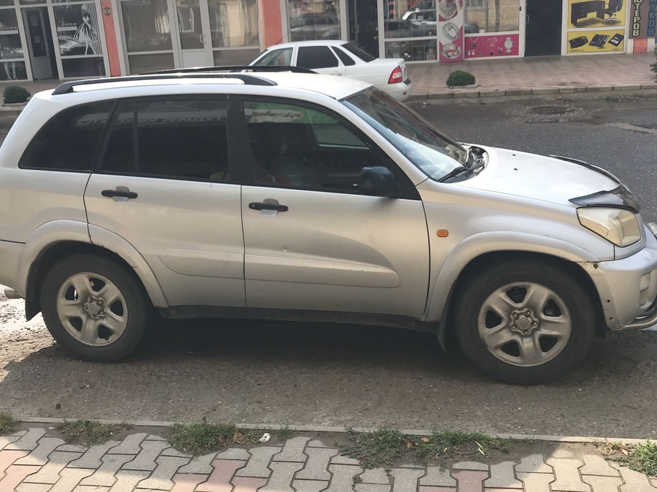 Toyota RAV4: фото владельца
