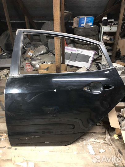 Задняя левая дверь kia rio3
