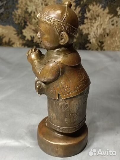 Бронзовая статуэтка
