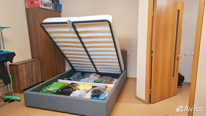 Кровать двухспальная 160 200