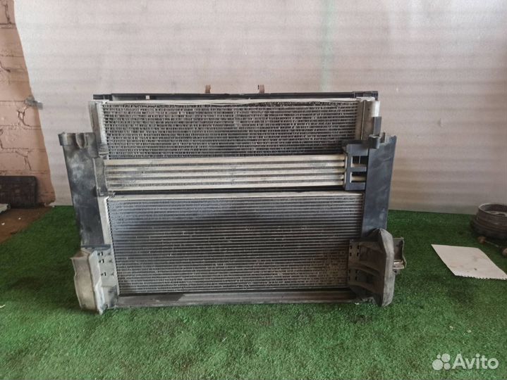 Кассета радиаторовBMW 7 F01/F02