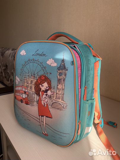 Школьный рюкзак