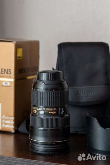 Объектив Nikon 24-70, 2.8 для зеркальной камеры
