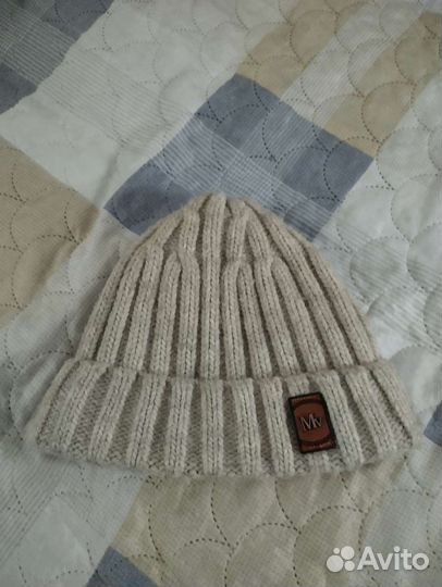 Шапки вязанные